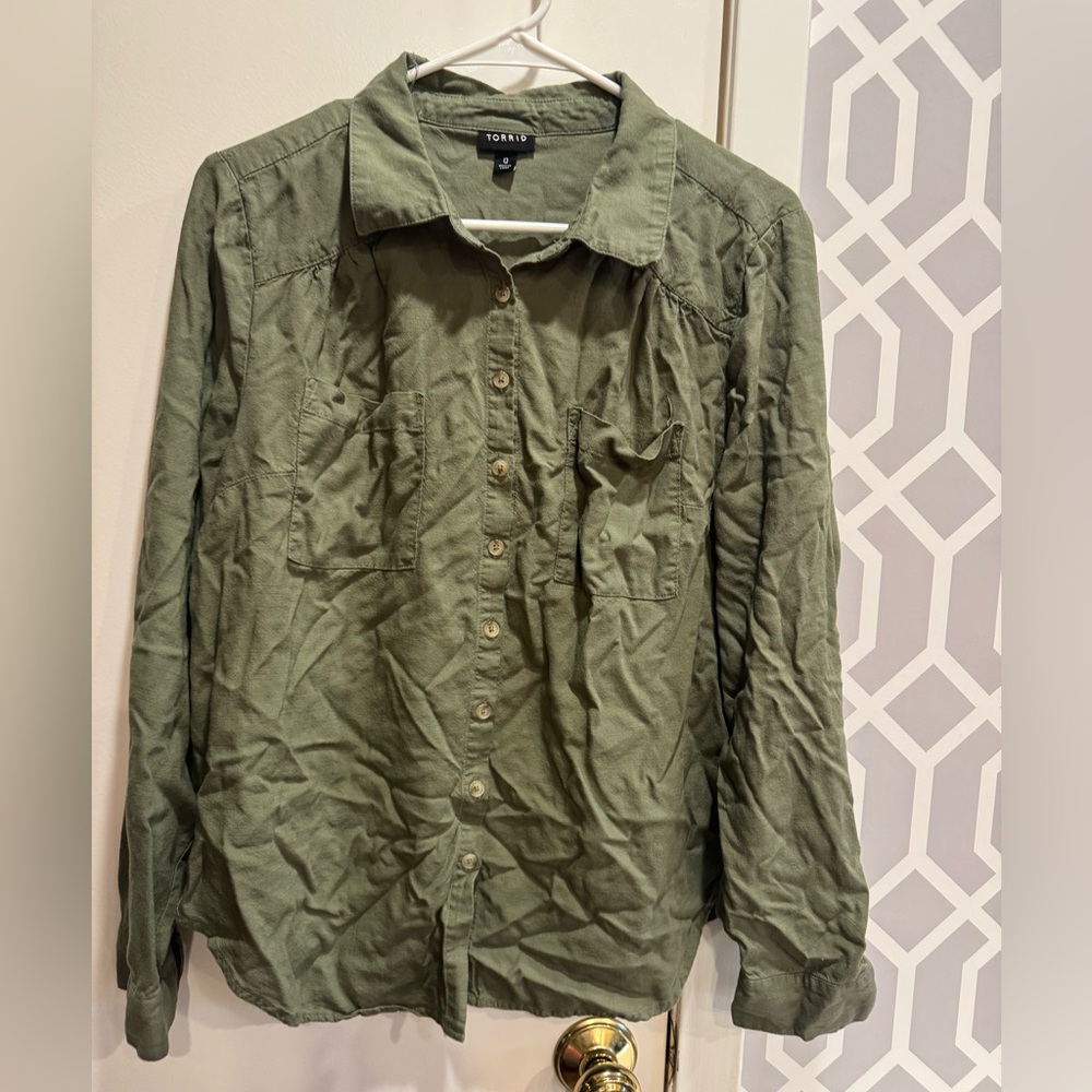 Torrid Olive Green Button Down Shirt - Picture 6 of 7